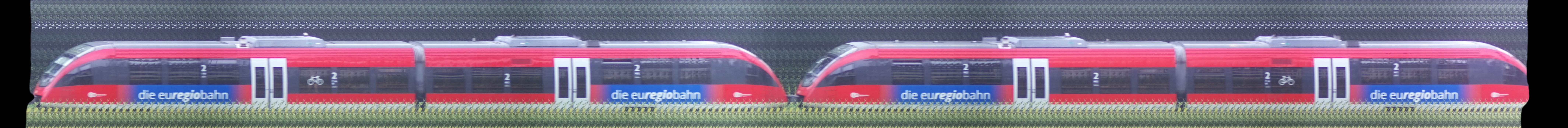There should be a train photo here :'(