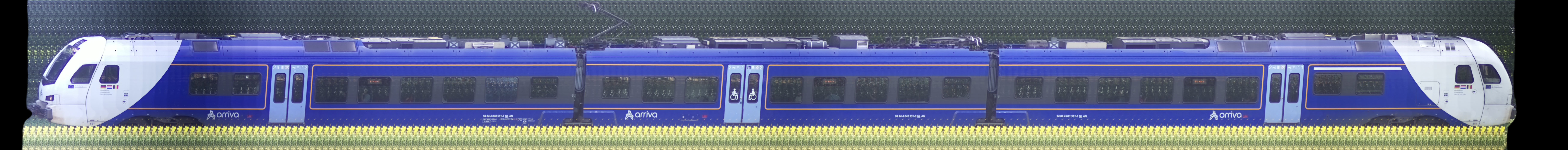There should be a train photo here :'(