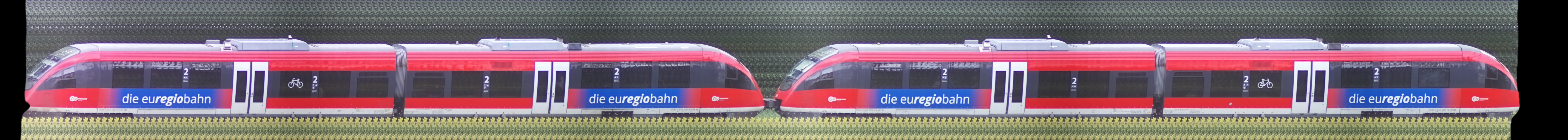 There should be a train photo here :'(