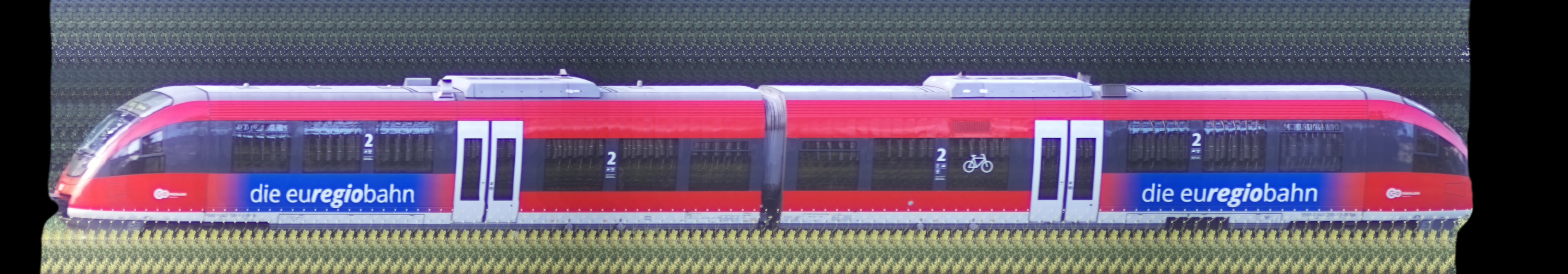 There should be a train photo here :'(