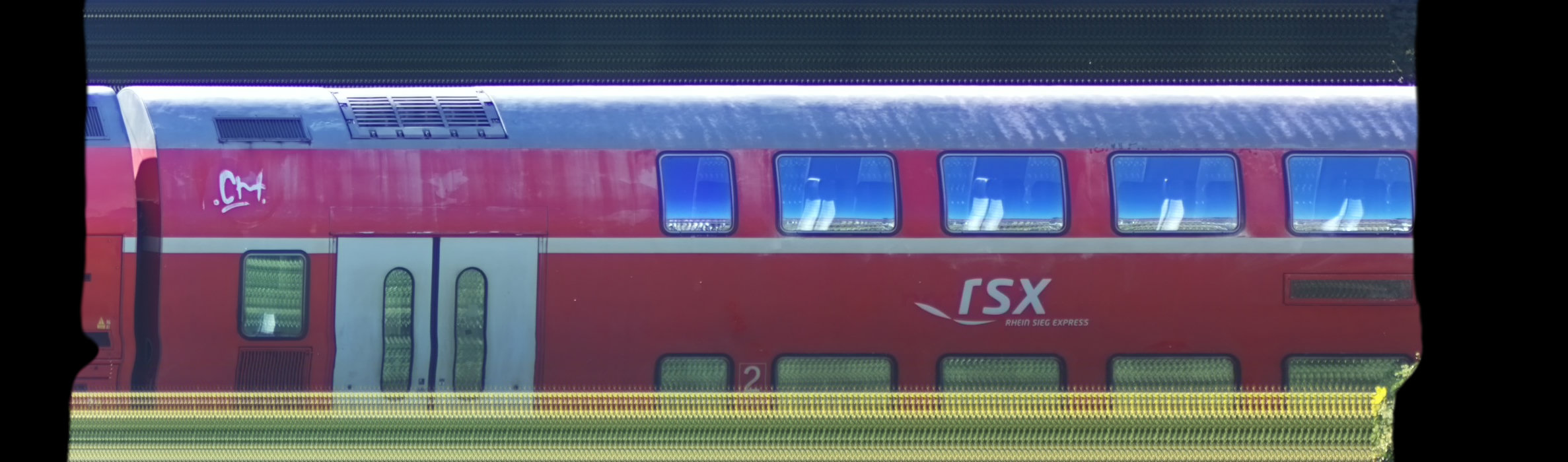 There should be a train photo here :'(
