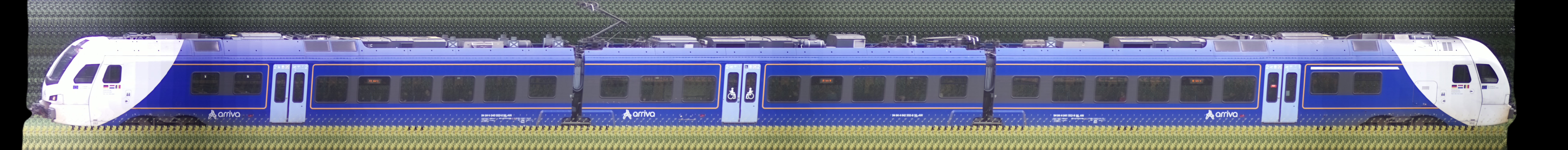 There should be a train photo here :'(