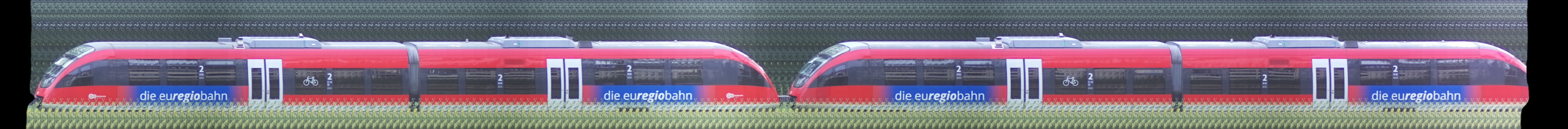 There should be a train photo here :'(