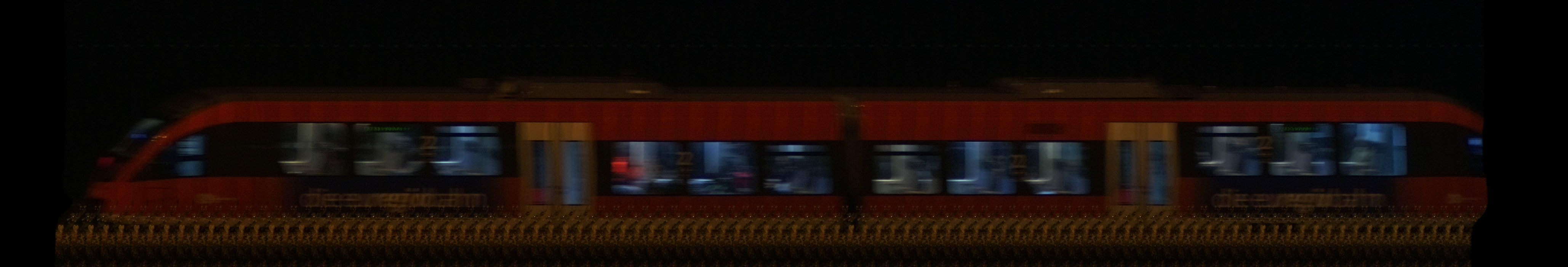There should be a train photo here :'(