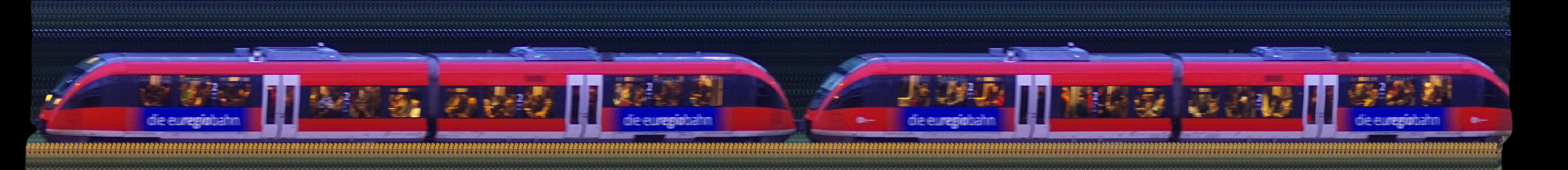 There should be a train photo here :'(