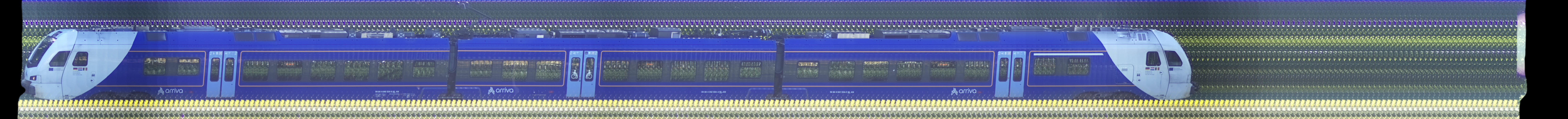 There should be a train photo here :'(