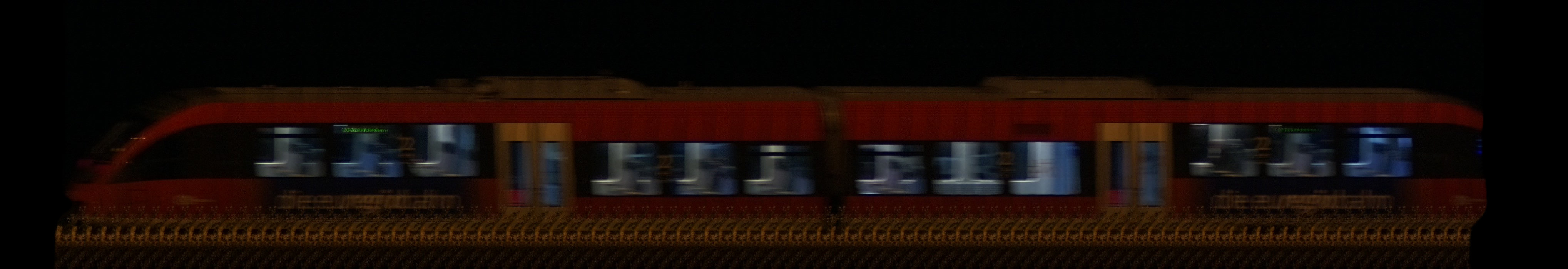 There should be a train photo here :'(