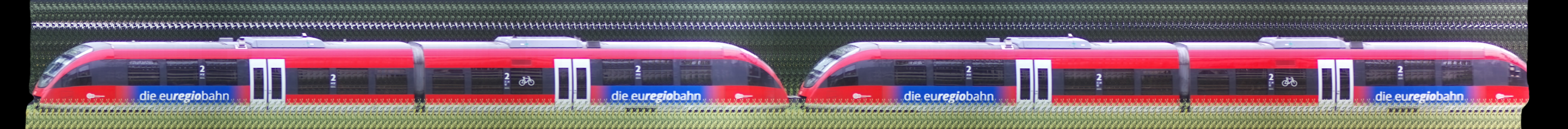 There should be a train photo here :'(