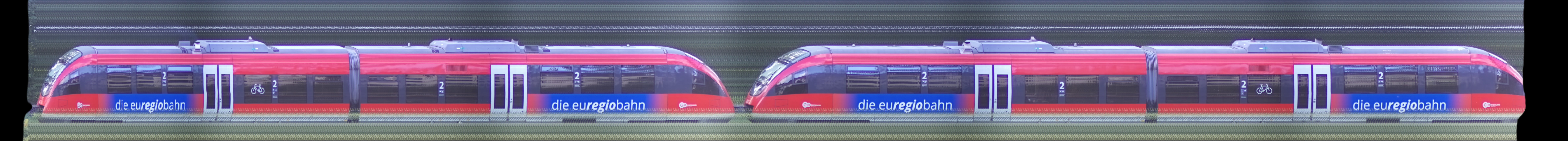 There should be a train photo here :'(