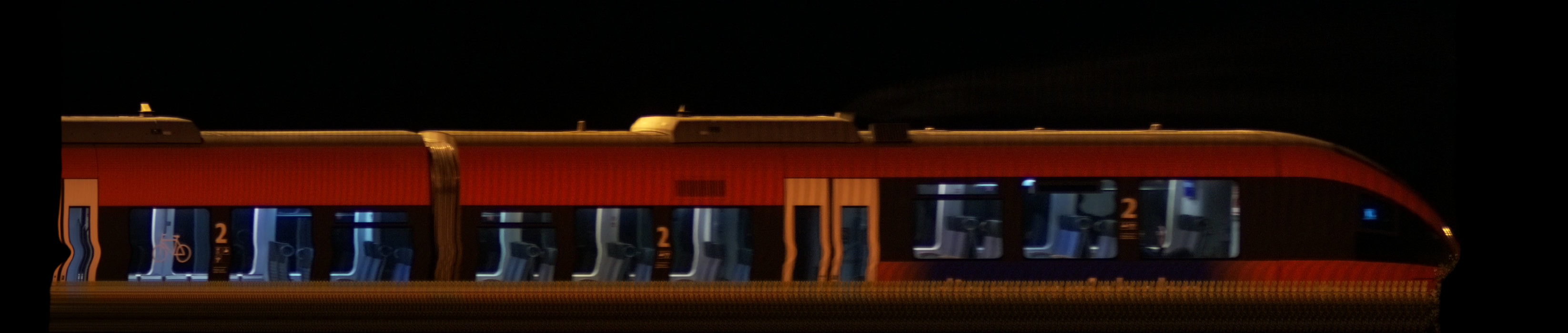 There should be a train photo here :'(