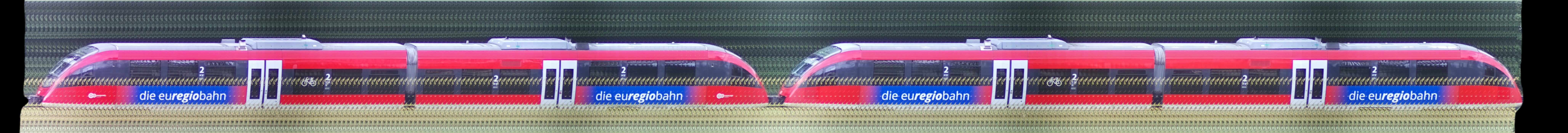 There should be a train photo here :'(