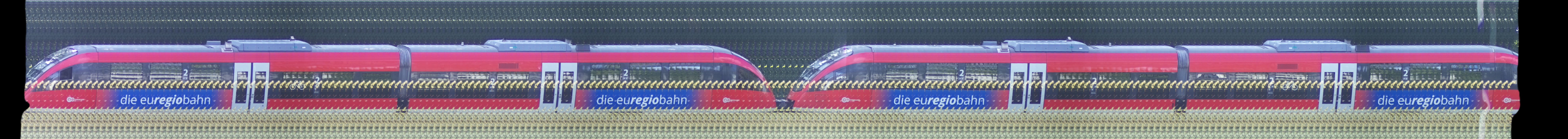 There should be a train photo here :'(