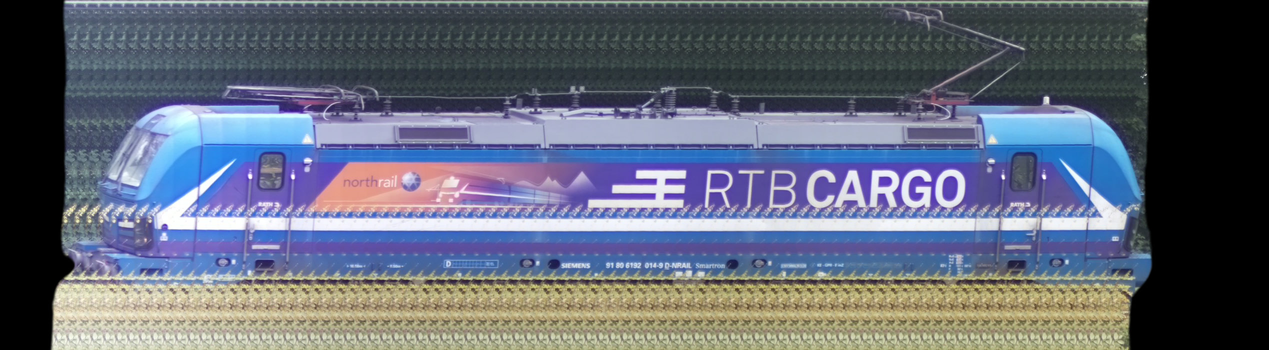There should be a train photo here :'(