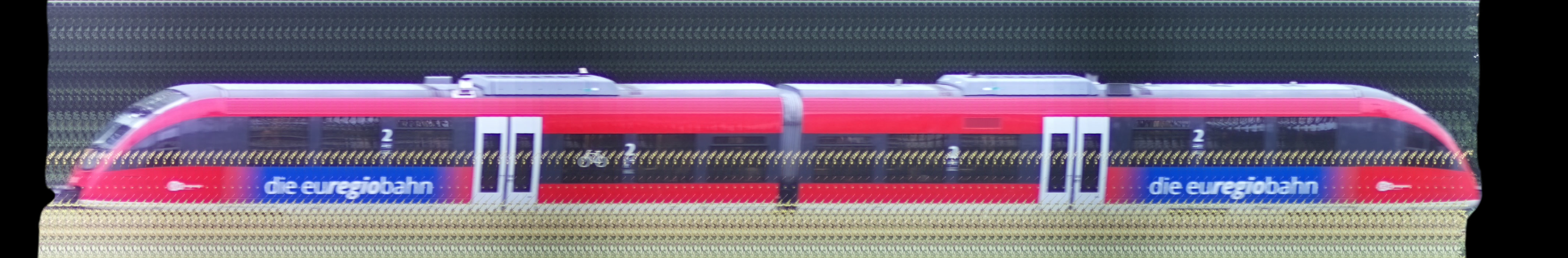 There should be a train photo here :'(