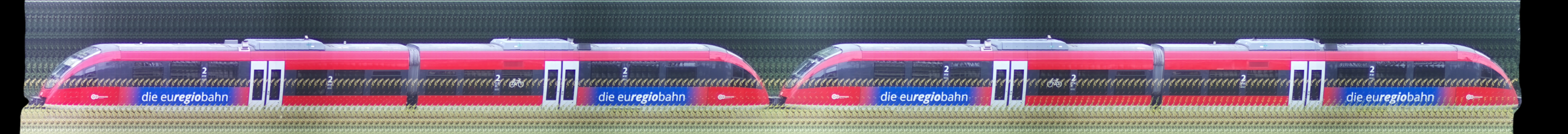 There should be a train photo here :'(