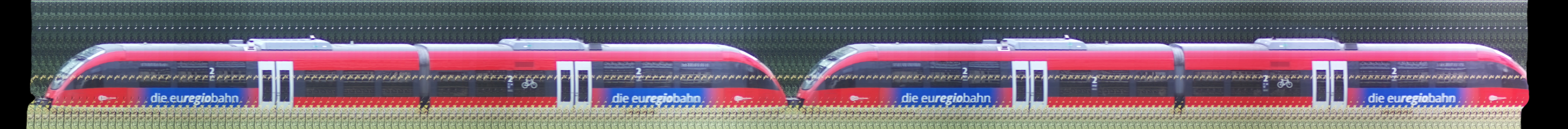 There should be a train photo here :'(
