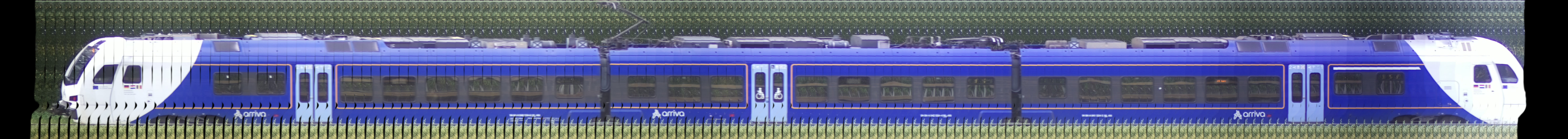 There should be a train photo here :'(