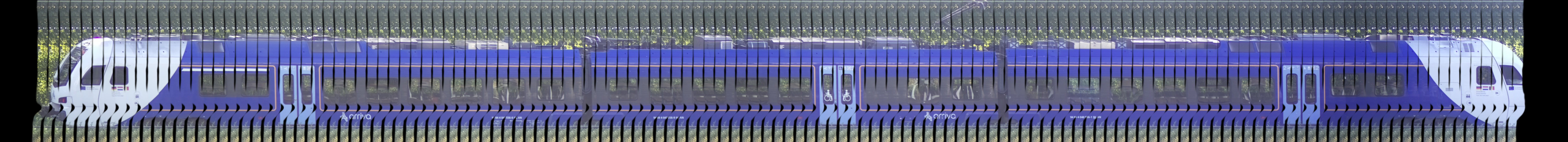 There should be a train photo here :'(