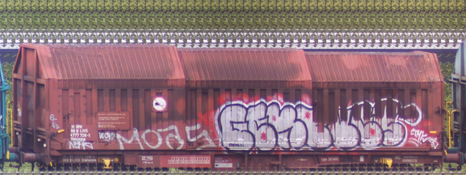There should be a train photo here :'(