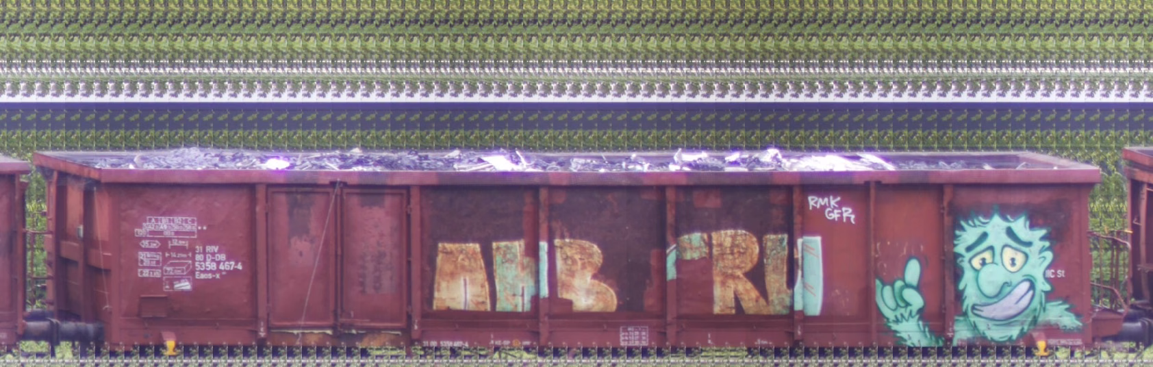 There should be a train photo here :'(