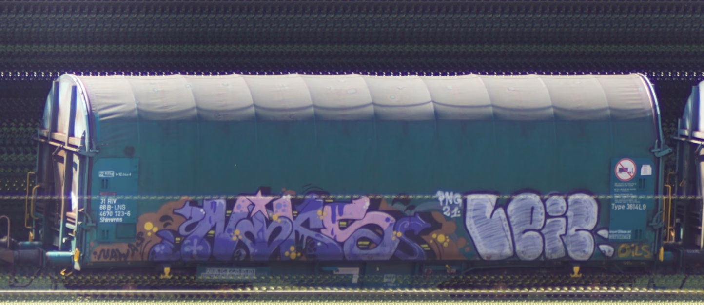 There should be a train photo here :'(