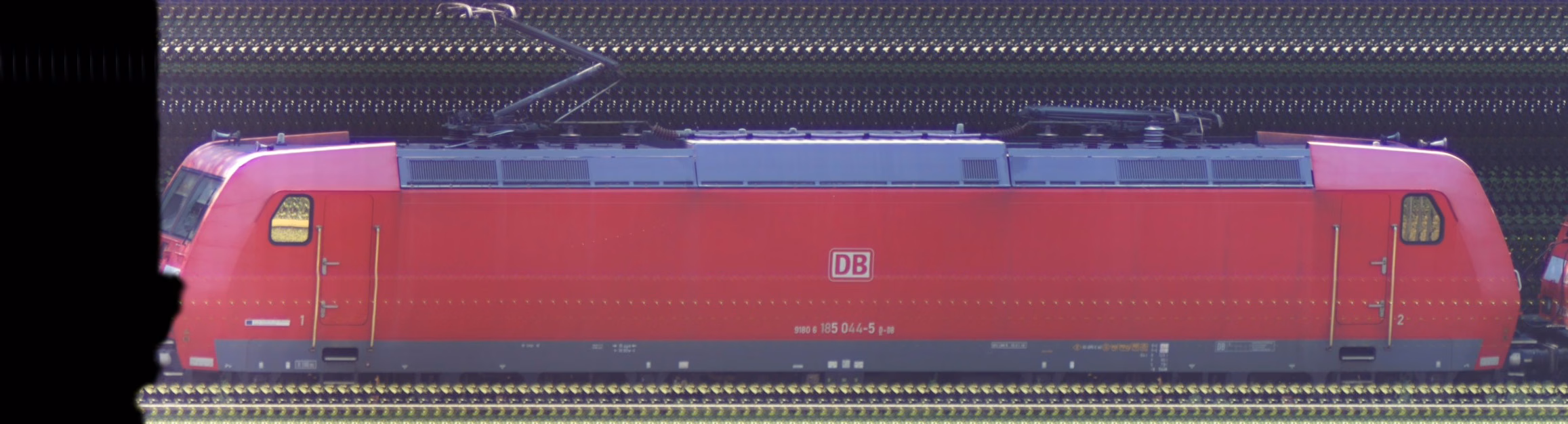 There should be a train photo here :'(