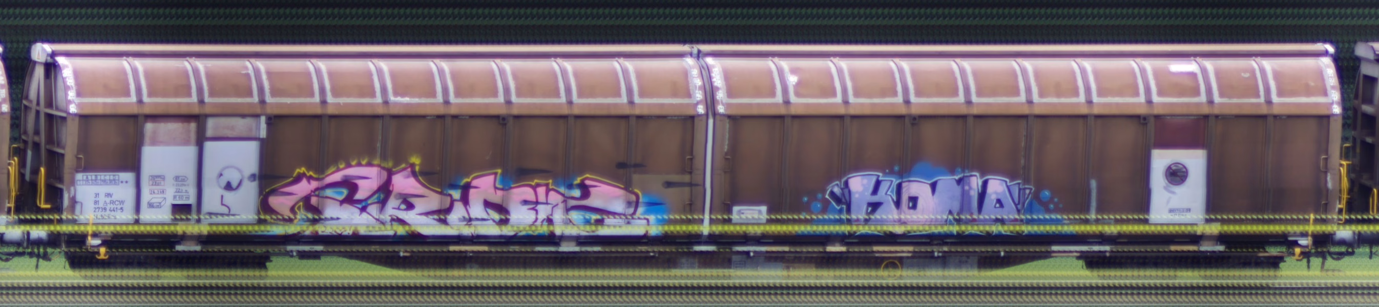There should be a train photo here :'(