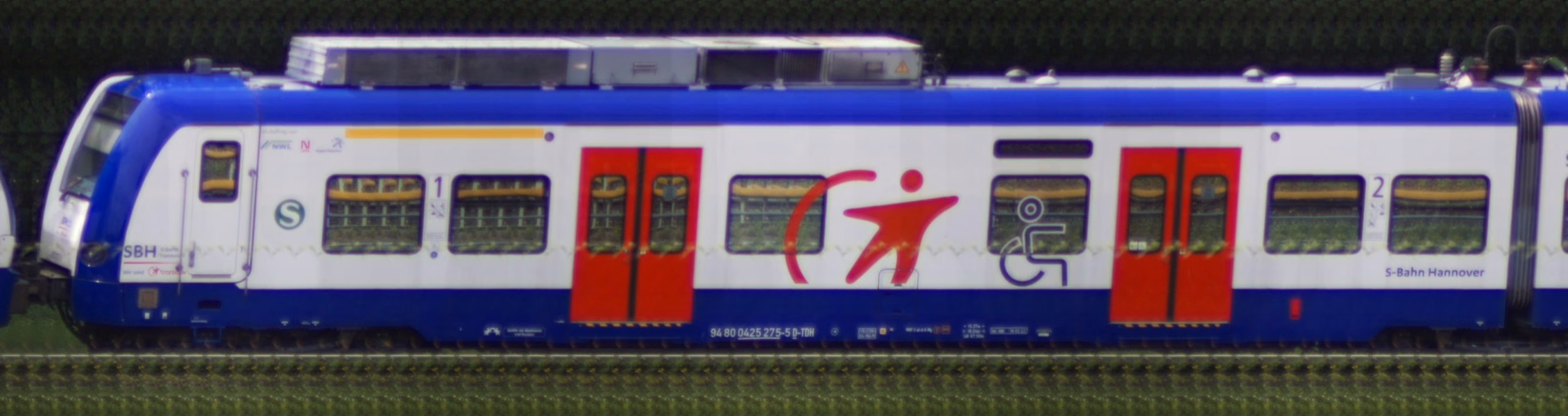 There should be a train photo here :'(