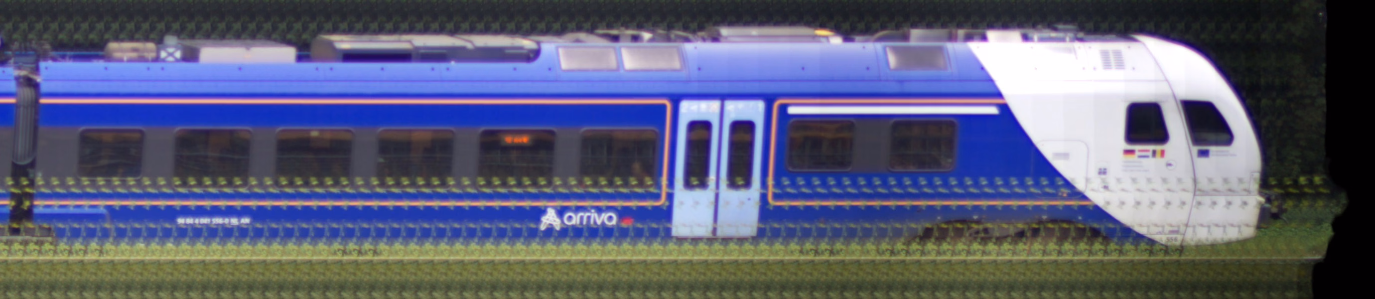 There should be a train photo here :'(