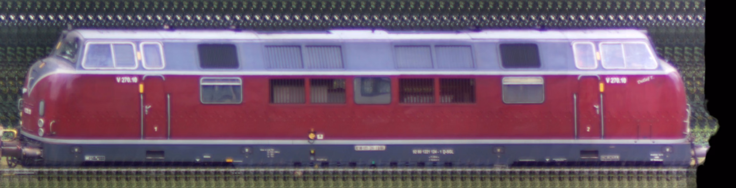 There should be a train photo here :'(