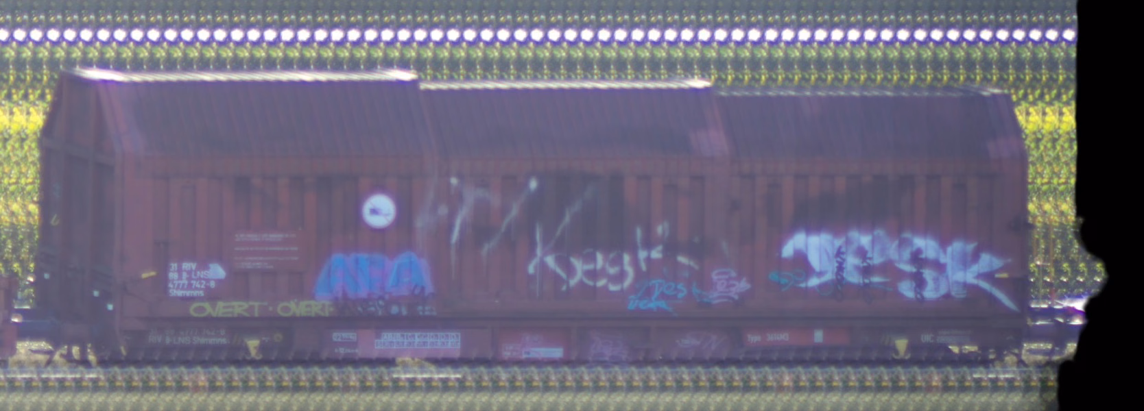 There should be a train photo here :'(
