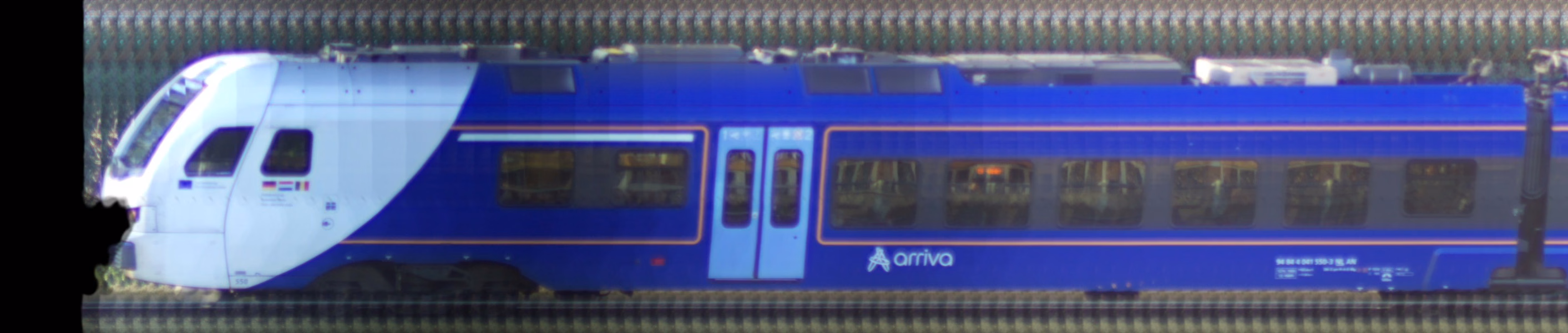 There should be a train photo here :'(