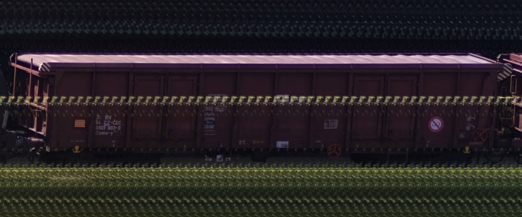 There should be a train photo here :'(