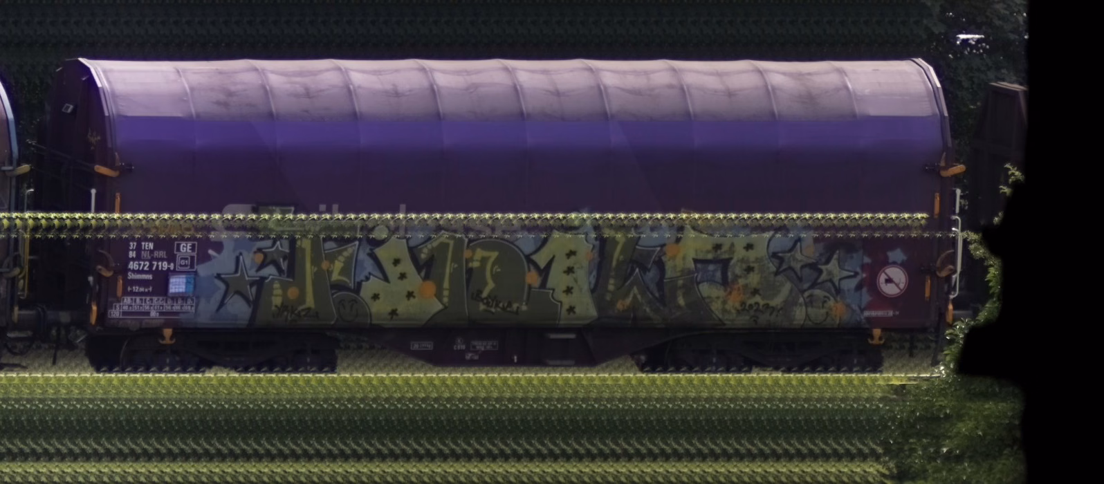 There should be a train photo here :'(