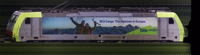 There should be a train photo here :'(