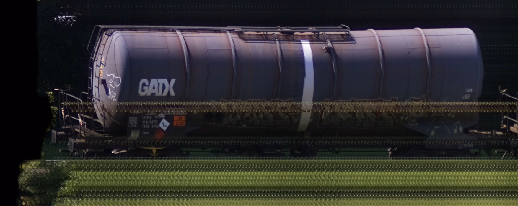 There should be a train photo here :'(