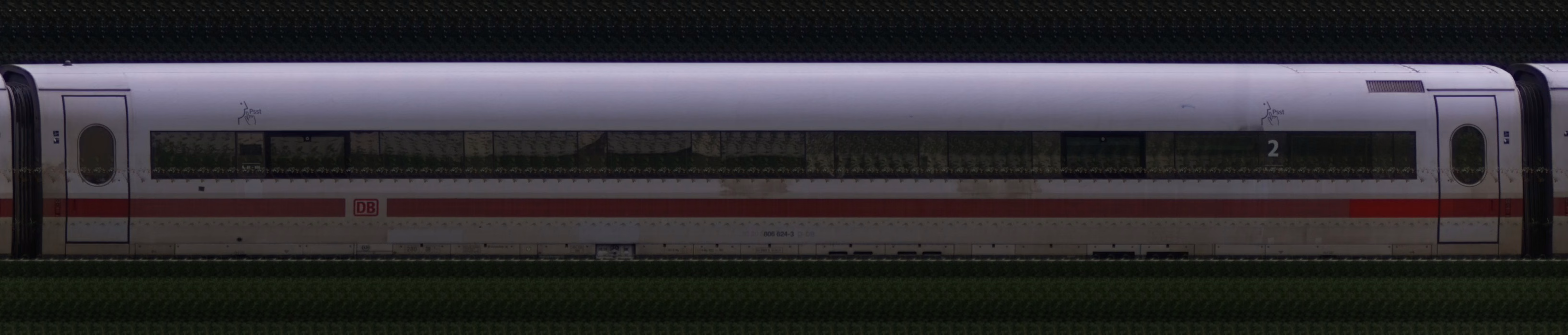 There should be a train photo here :'(