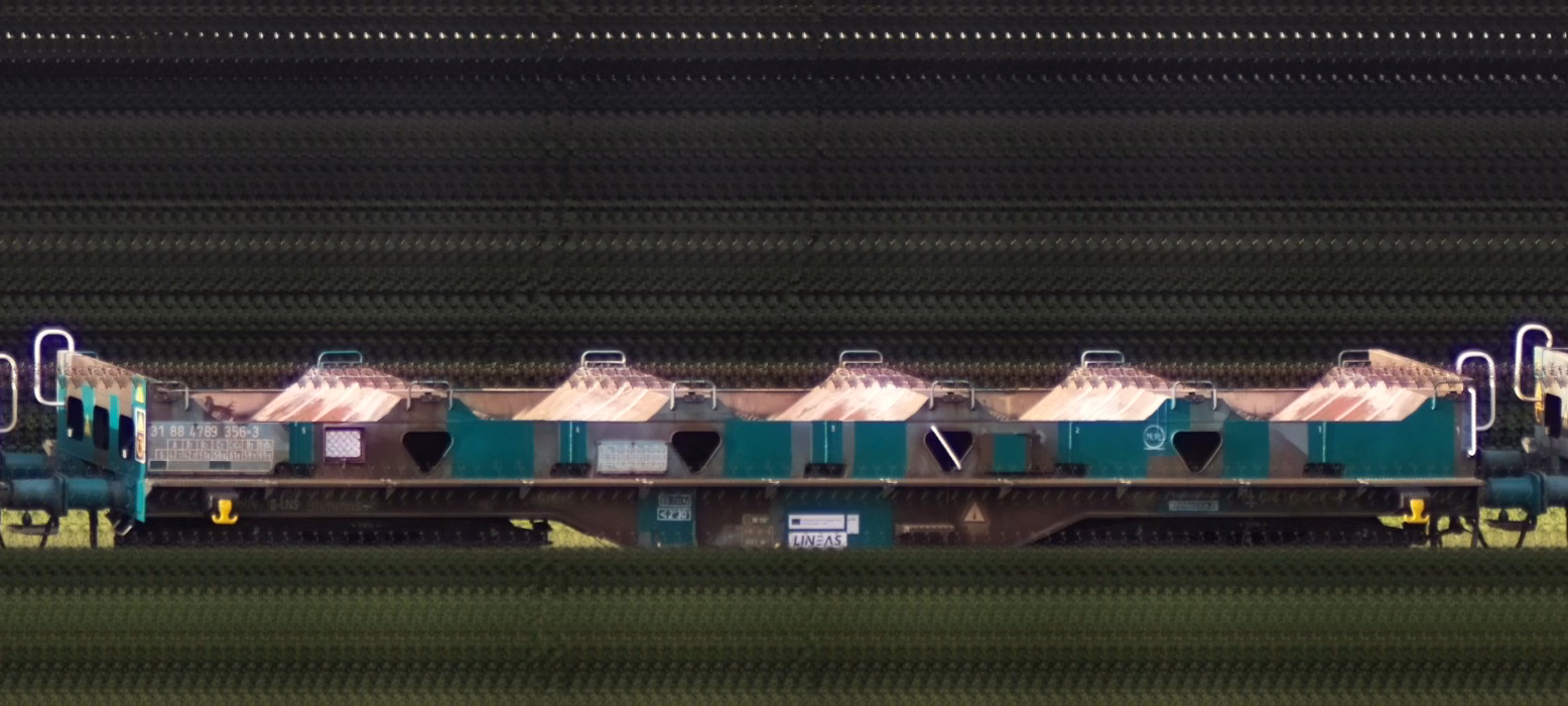 There should be a train photo here :'(