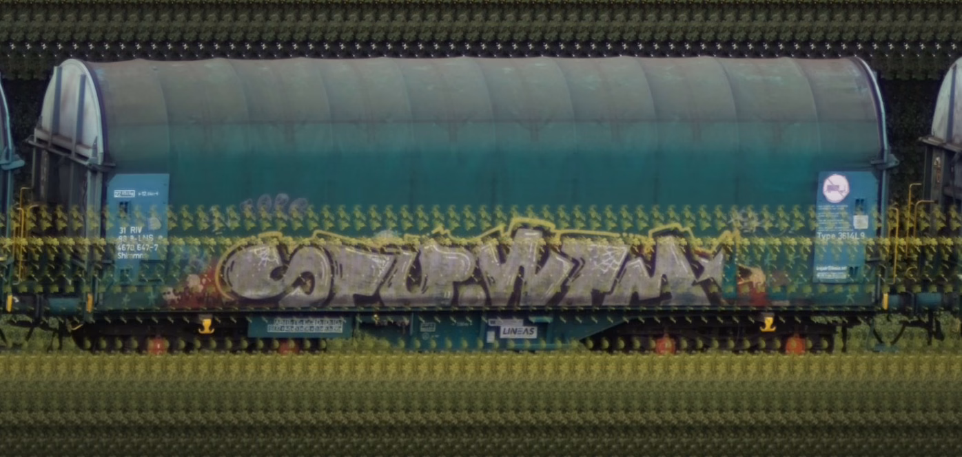There should be a train photo here :'(