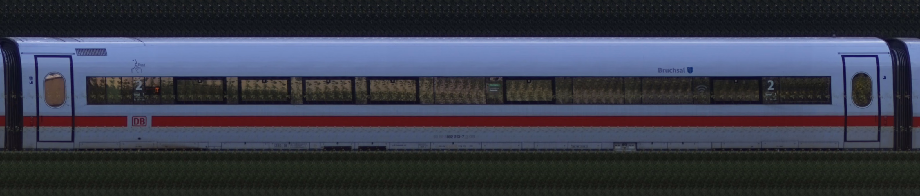 There should be a train photo here :'(