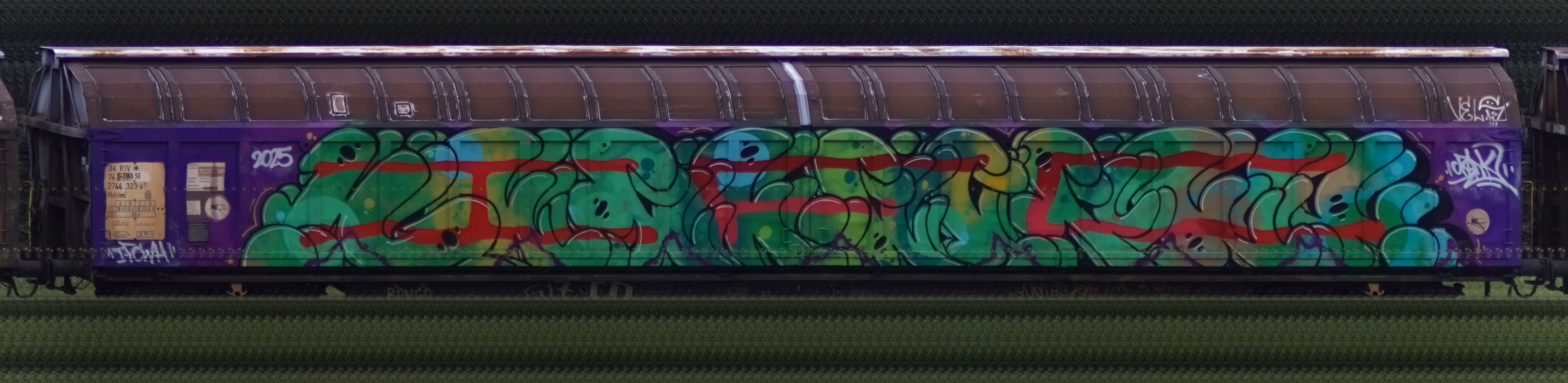 There should be a train photo here :'(