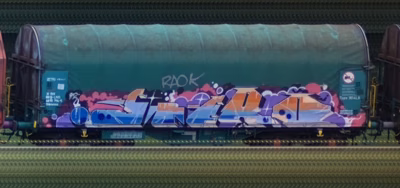 There should be a train photo here :'(