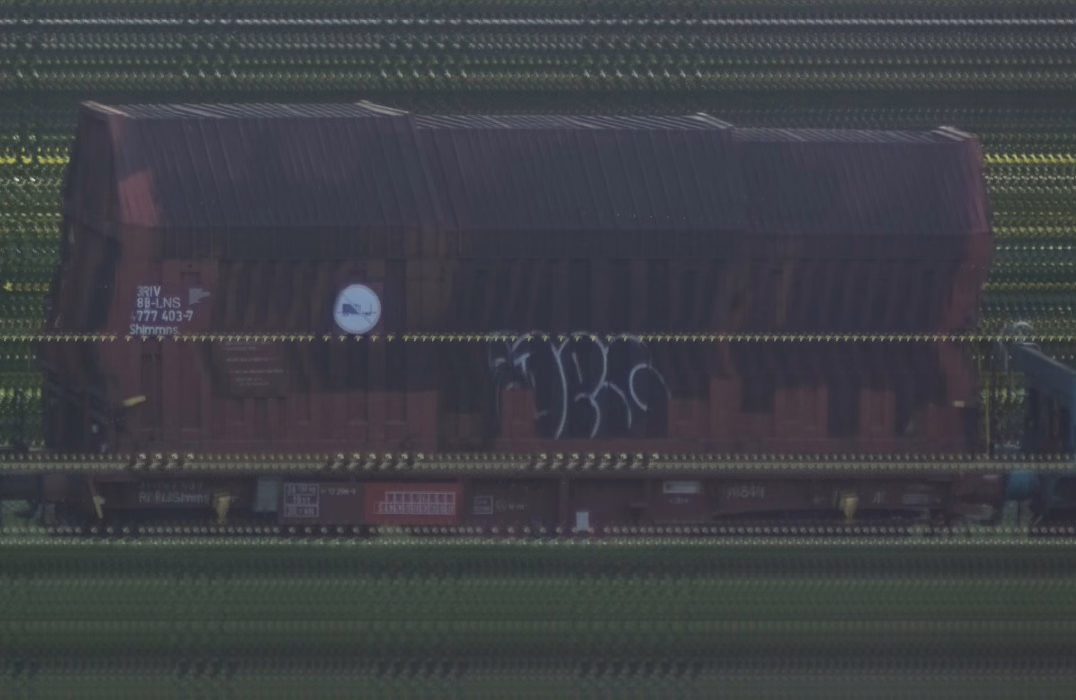 There should be a train photo here :'(