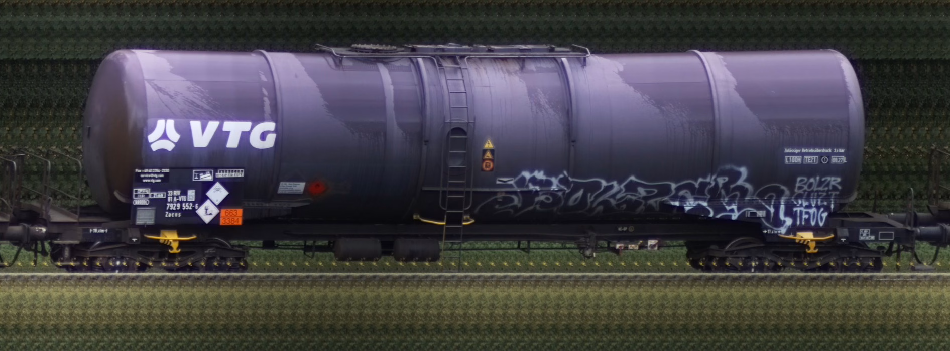 There should be a train photo here :'(