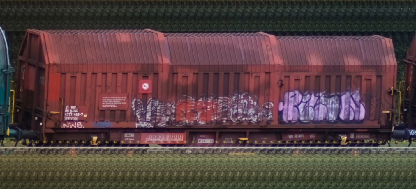There should be a train photo here :'(