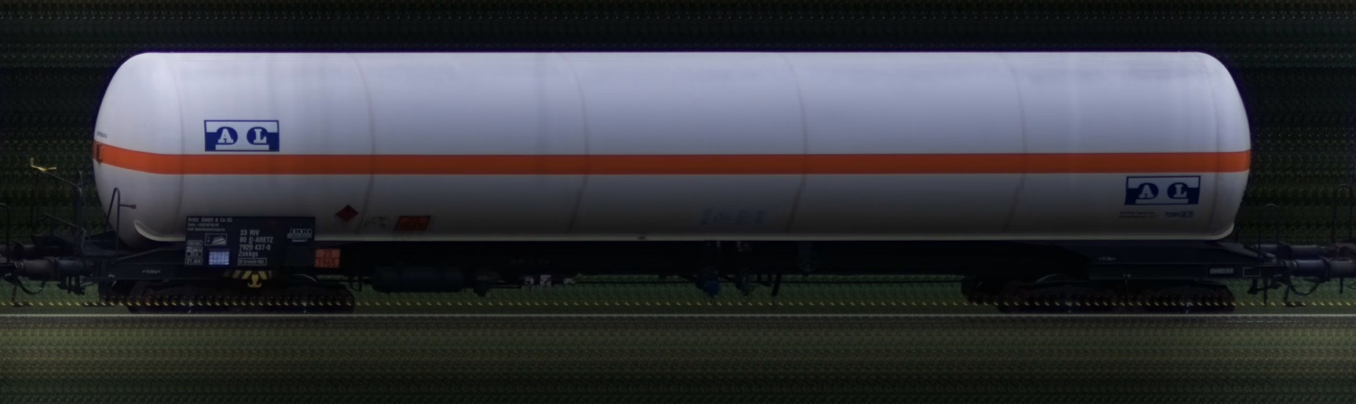 There should be a train photo here :'(