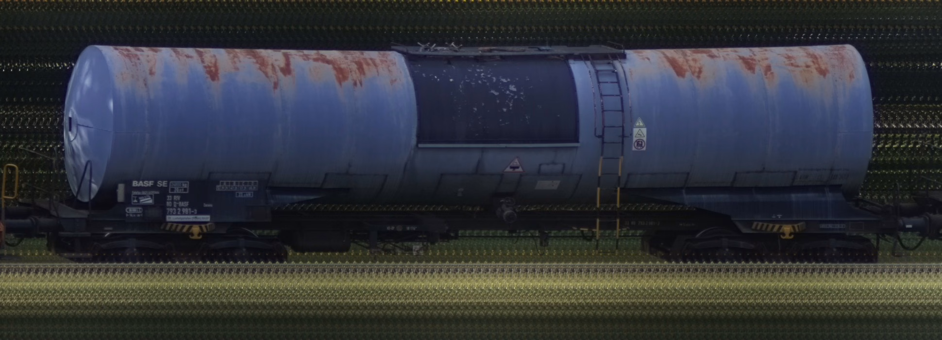 There should be a train photo here :'(