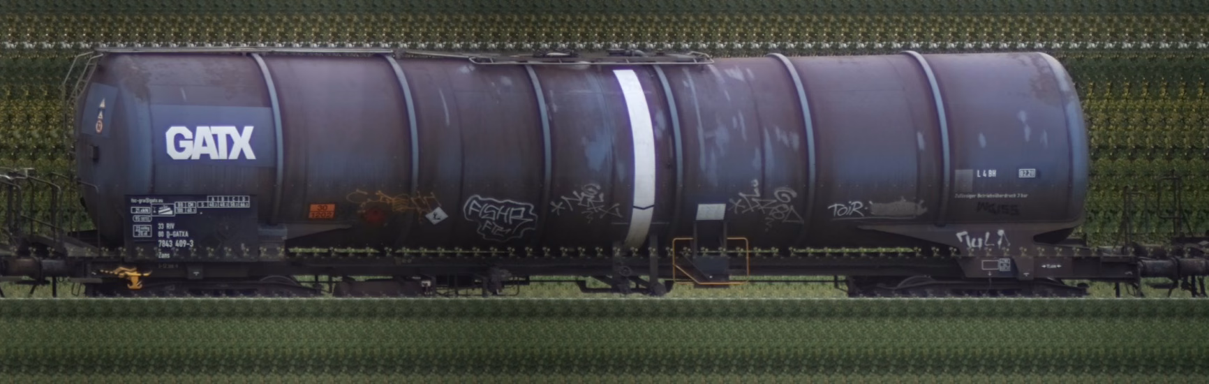 There should be a train photo here :'(