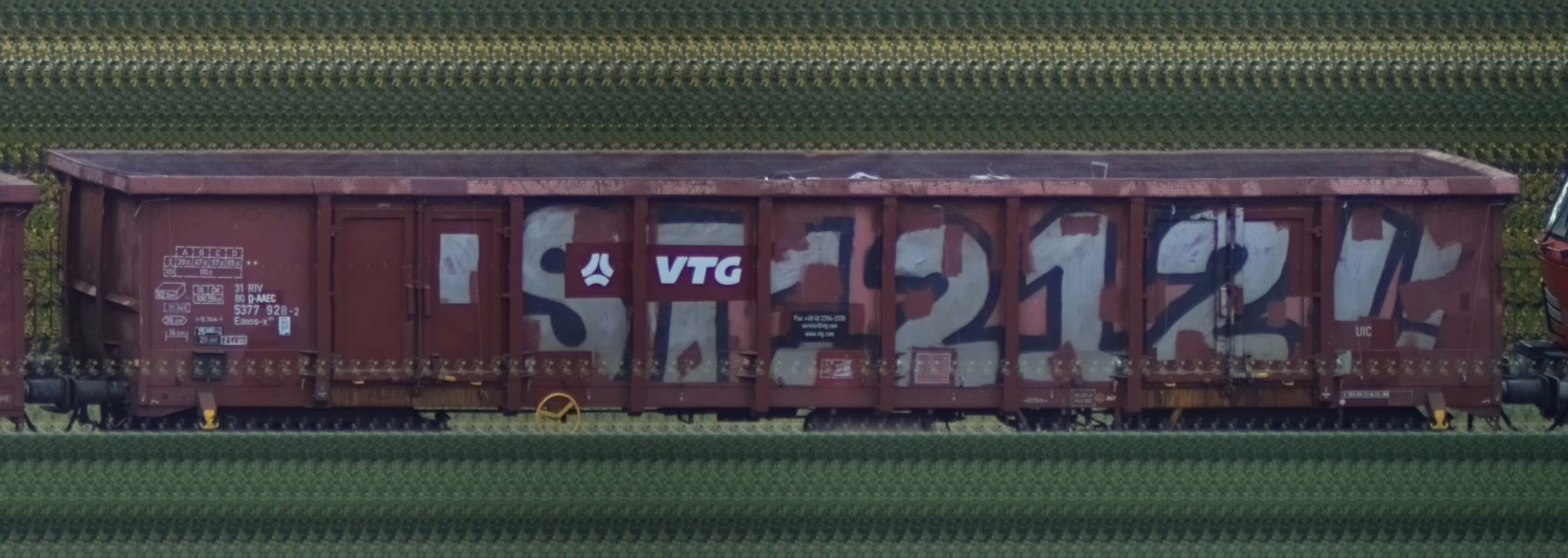 There should be a train photo here :'(