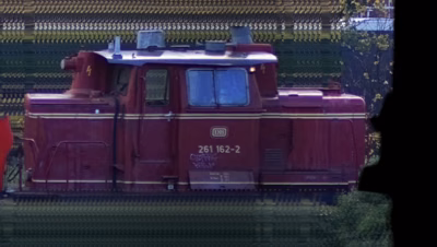 There should be a train photo here :'(